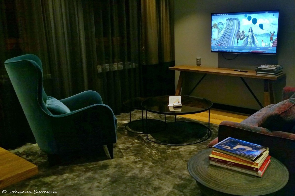 Hotelli F6_20171206_16_22_39_Pro