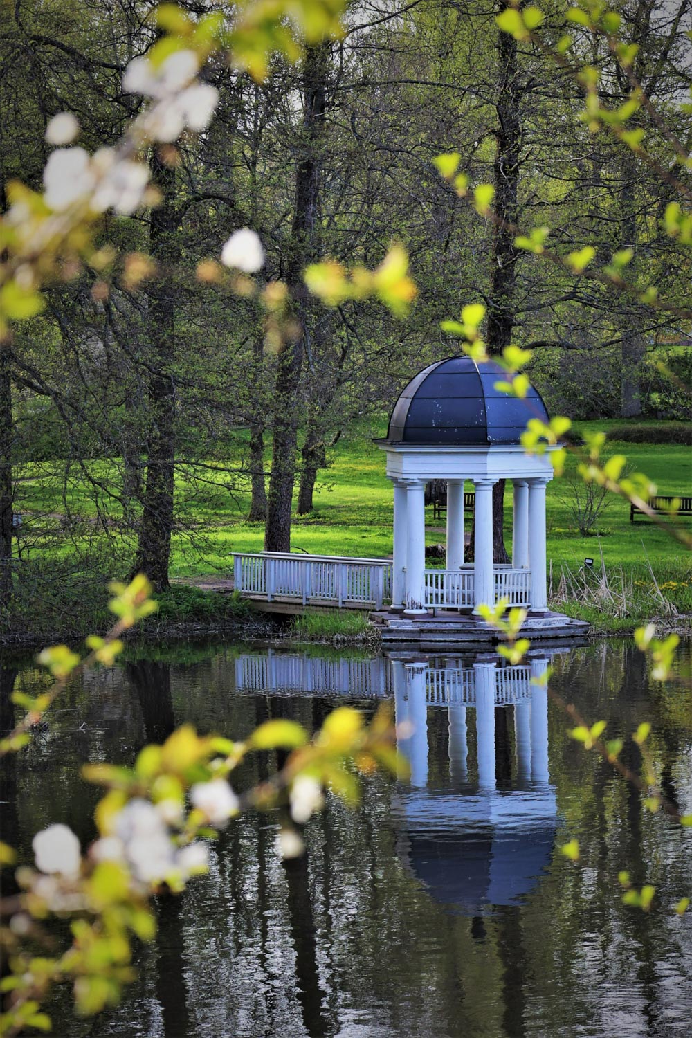 Mustion linnan puisto