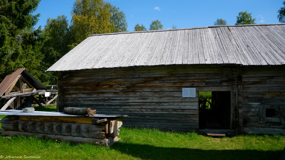 Kuusamon kotiseutumuseo Navetta