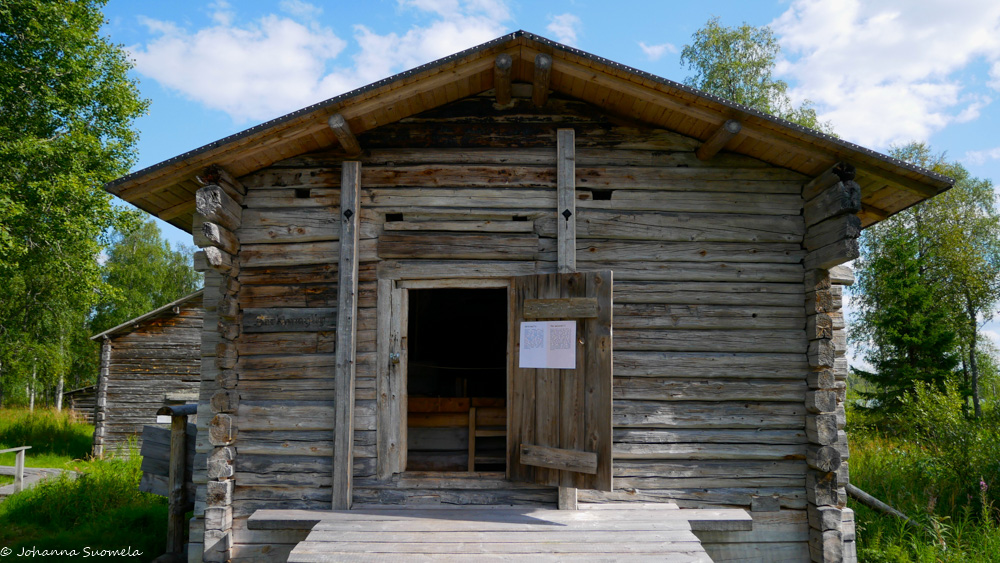 Kuusamon kotiseutumuseo härkinmylly