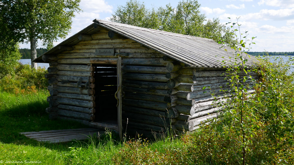 Kuusamon kotiseutumuseo nuottakota
