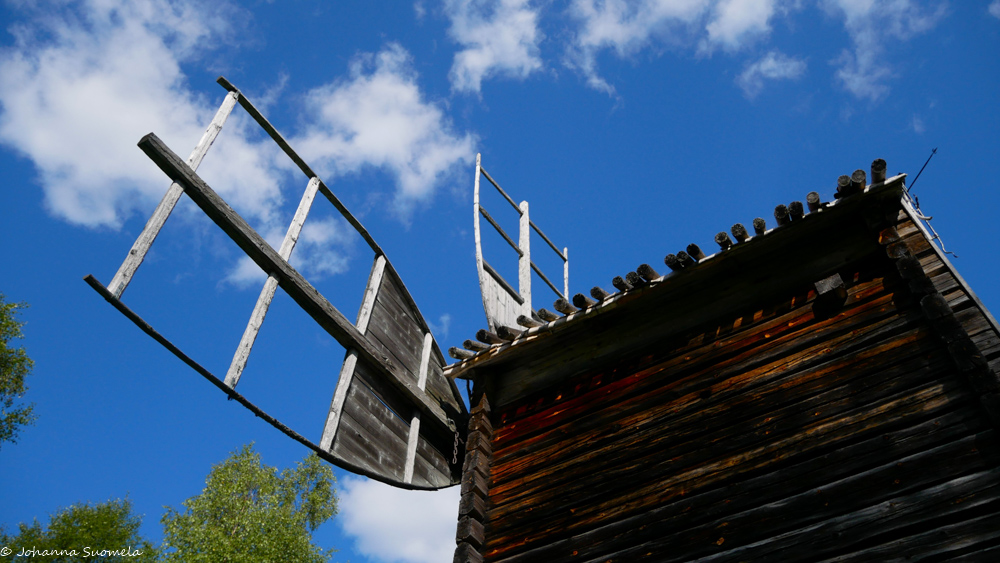 Kuusamon kotiseutumuseo tuulimylly